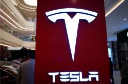 宁德时代降价10%助力特斯拉，平均毛利率提升2个百分点
