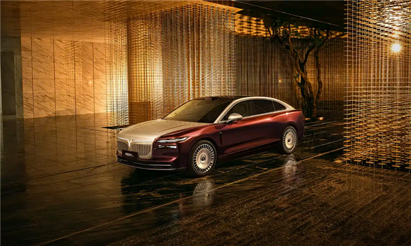 小尊界S800！岚图追光L官宣：全套华为技术加持 纯电410km