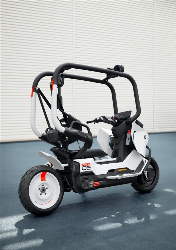 宝马发布全新纯电概念摩托：自带防护笼 骑行无需戴头盔