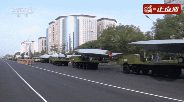 九三阅兵全程回顾：国之重器名场面汇总