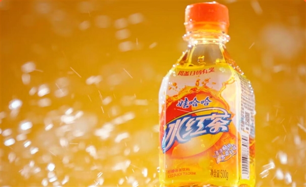 热搜第一 娃哈哈瓶盖印形似公章引热议