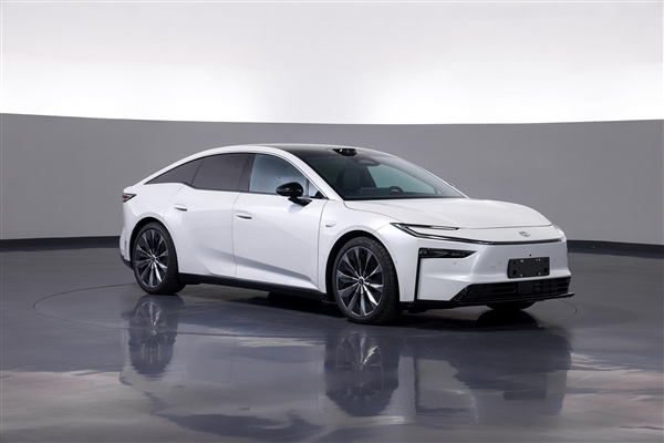 华为电驱+鸿蒙座舱 广汽丰田铂智7申报：接入小米生态