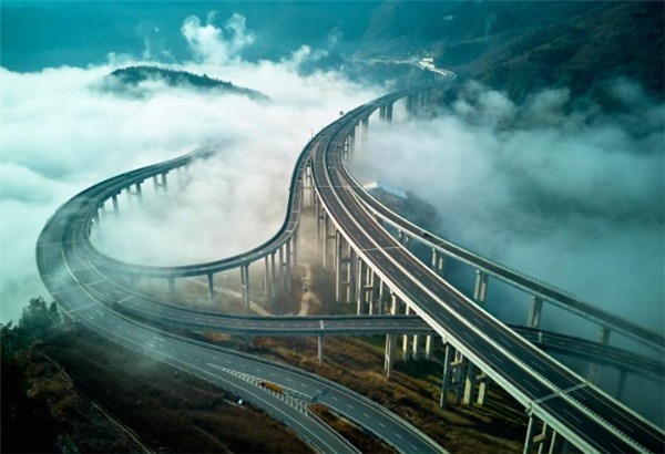 九绵高速公路全线通车，最美山间高速！