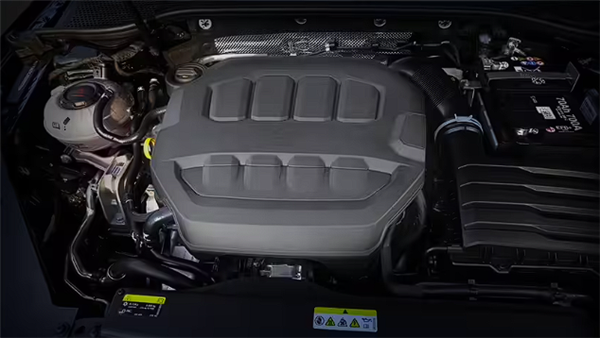 燃油神车 一汽-大众迈腾3000万辆甄选款上市：17.49万元起