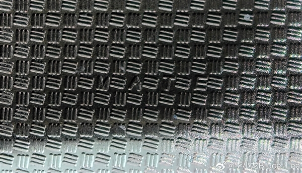 官方确认：华为Mate 80系列不支持磁吸