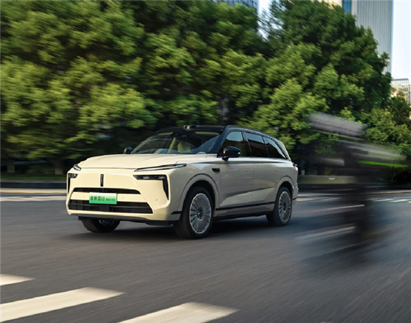 用嘴就能开车!魏牌全新蓝山智能进阶版上市:27.58万起