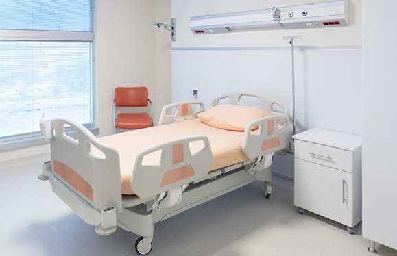 33岁男子突发心梗住进ICU 医生:熬夜抽烟是高危因素