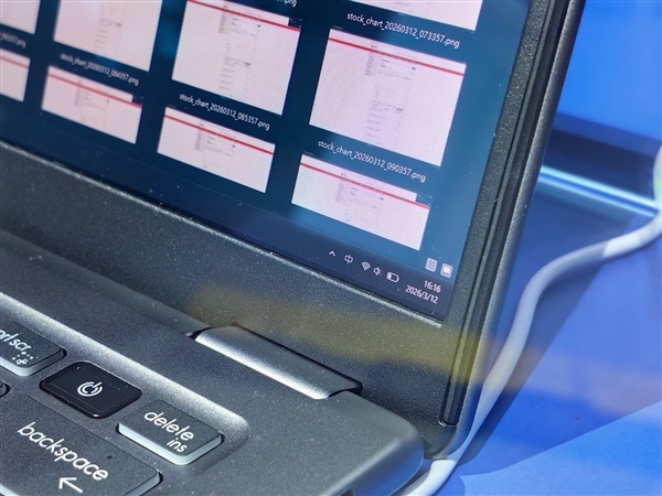 x86笔记本冲击34.8小时续航!Intel Panther Lake凭啥这么牛