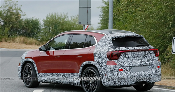 奔驰最亲民纯电SUV！全新AMG GLA路试谍照曝光：680马力对标宝马iX3 M