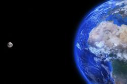 地球可能有过两个月亮：两个天体"温柔"碰撞变成一个