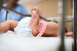 牛津大学研究：一胎剖腹产后二胎剖腹产或更安全