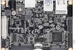 比iPhone 11还袖珍的x86 PC：技嘉用双核赛扬做到了
