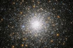新研究称"d-星六夸克"或为暗物质粒子的有力候选