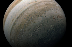 NASA发布新图像 展现引人注目的木星大气层