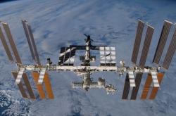 NASA宇航员向居家隔离的人们提供建议