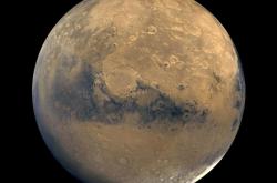 研究：火星大部分水没有逃逸到太空，而是被困在了地壳中