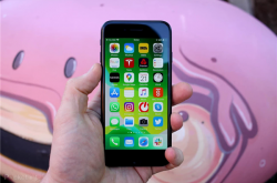 苹果有意增加入门机型：iPhone SE Plus正测试中 有A15版本