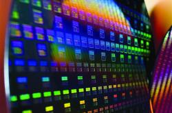 世界首个原子级量子集成电路诞生：解开63年前提出的难题