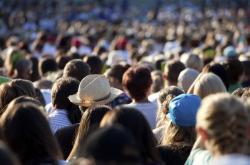 印度将成人口第一大国 红利还是陷阱？近17亿人口 风险和压力激增