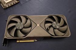 NVIDIA RTX 5090公版显卡拆解！