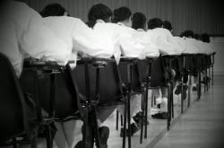 毁三观！日本出现狙击高考生现象：路上遭猥亵 受害者放弃追究