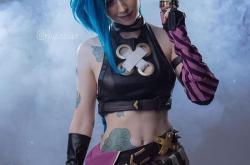 俄妹COS《LOL》金克斯：神还原暴走萝莉