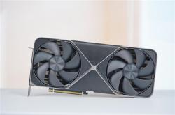 一如既往的精美！NVIDIA RTX 5080显卡图赏