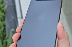 5.5mm史上最薄苹果手机！iPhone 17 Air最新机模上手
