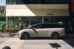 再次定义纯电SUV！李想回应理想i8造型像MPV