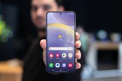 三星苹果全面同步！Galaxy S26+被砍：超薄Edge取而代之