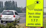 收入越高罚款越高！限速50跑到77km/h被抓怕 一司机在瑞士被罚近80万元