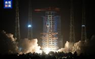 我国成功发射卫星互联网低轨10组卫星 华为Mate 80有望支持低轨卫星通讯