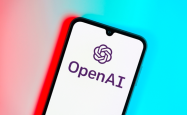 OpenAI发布语音模型GPT-realtim：具备情感感知能力 多语言无缝切换