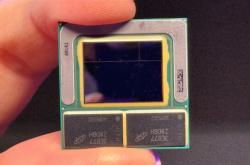 自带32GB内存！Intel首秀未来酷睿Ultra：超低功耗仅仅8W