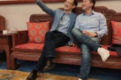 林斌曝光红米骁龙855旗舰：升降全面屏/配色亮眼