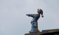 20岁小伙梦游从3楼坠落致多处骨折 醒来时在空中 本人发声:梦中被人追