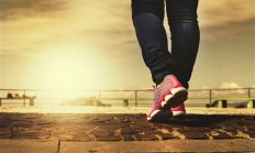 减重排行榜第一名的运动跳绳！网友感慨原来不是跑步、游泳等