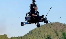 画面曝光！55岁网红“唐飞机”飞行直播时坠机身亡 曾35万元购买共轴双桨超轻型飞机