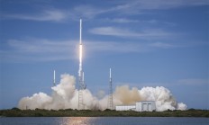 中国版星链正式升空：首批发射1.3万颗卫星！