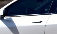 欧盟也出手了！监管电子式门把手，多人事故后被困死车内！