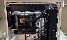 花十几万配的顶级电脑：遭遇诡异Bug无法开机！机主绝望发帖求助