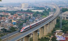 中国高铁出海第一！雅万高铁发送旅客超1000万人次 上座率最高99.64％