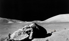 美国计划2028年重返月球，还要在上面部署核反应堆