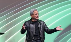 英伟达中国份额暴降至0！黄仁勋：我想向中国销售Blackwell芯片