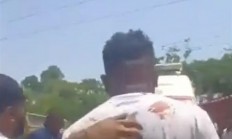 印度坠机事故幸存者跳机逃生 自行从残骸中走出