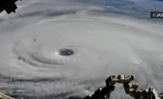 台风“夏狼”逼近！日本发布最高级别警报：可能遭遇数十年一遇灾害