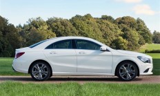 76岁男子交通违法279条：不知要驾照