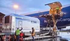 荷兰要摆脱美国管制！ASML想怎么卖给中国厂商光刻机就怎么卖