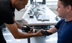 新型电子皮肤可在10秒内自我修复：有望用于运动、康复领域