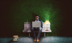 一年内三位高管离职！网易游戏员工称制作人像“土皇帝”